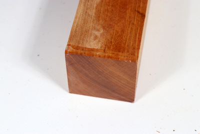 Square Honduran Mahogany / Swietenia curly 305x50x50mm - Swiet0118