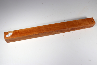 Square Honduran Mahogany / Swietenia curly 405x35x35mm - Swiet0106