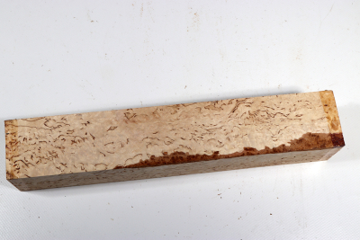 Square Karelian Masurbirch 305x55x55mm A++ - KarMB2688