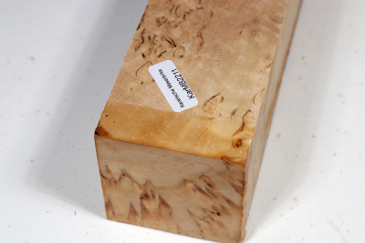 Square Karelian Masurbirch 305x55x55mm - KarMB2211