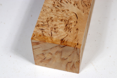 Square Karelian Masurbirch 305x55x55mm - KarMB2211