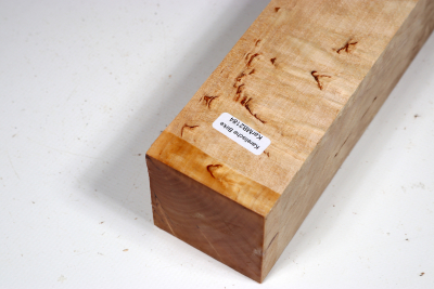 Square Karelian Masurbirch 305x58x58mm - KarMB2184