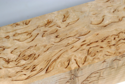 Square Karelian Masurbirch 305x60x60mm - KarMB1827
