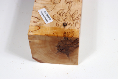 Square Karelian Masurbirch 305x62x62mm - KarMB2537