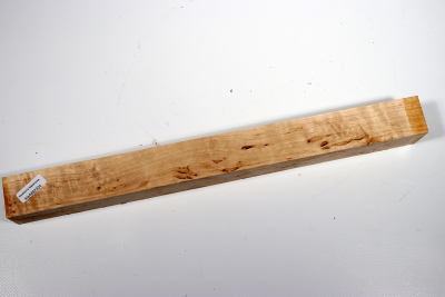 Square Karelian Masurbirch 350x33x33mm - KarMB2334