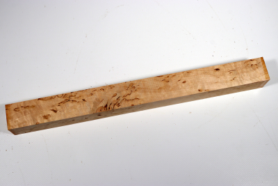 Square Karelian Masurbirch 350x33x33mm - KarMB2352
