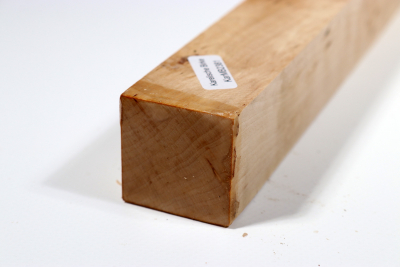 Square Karelian Masurbirch 350x33x33mm - KarMB2381