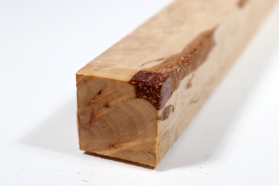 Square Karelian Masurbirch 430x30x30mm - KarMB2368