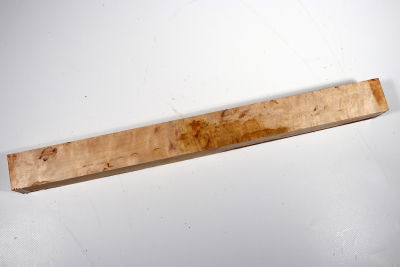 Square Karelian Masurbirch 430x40x40mm - KarMB2367
