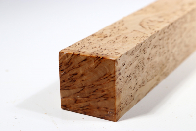 Square Karelian Masurbirch 430x40x40mm - KarMB2370