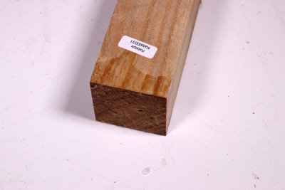 Square Catalpa 305x50x50mm - Katal0031