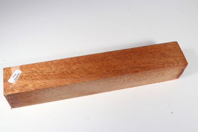 Square Khaya Mahogany 305x50x50mm - Khay0046