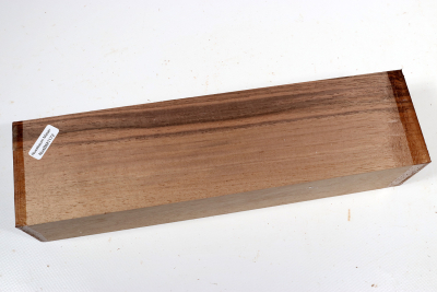 Square Walnut 280x75x60mm - NusBM1172