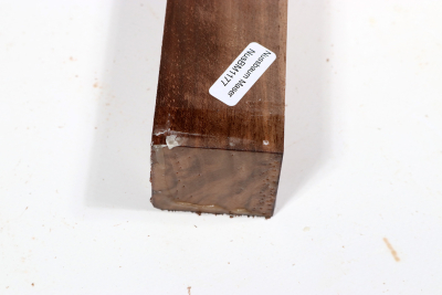 Square Walnut 405x40x40mm - NusBM1177