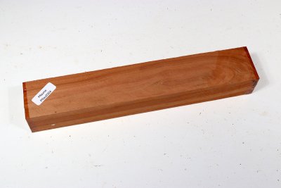 Square Plum Tree 225x40x30mm - Pflau0304