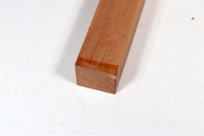 Square Plum Tree 255x30x30mm - Pflau0331