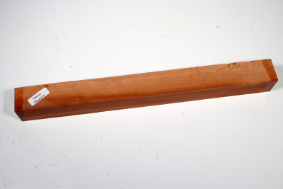 Square Plum Tree 305x30x30mm - Pflau0415