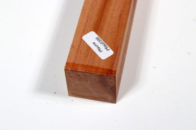 Square Plum Tree 305x35x35mm - Pflau0398