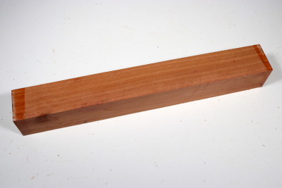 Square Plum Tree 305x40x40mm - Pflau0402