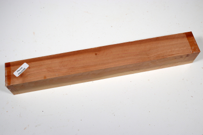 Square Plum Tree 305x40x40mm - Pflau0406