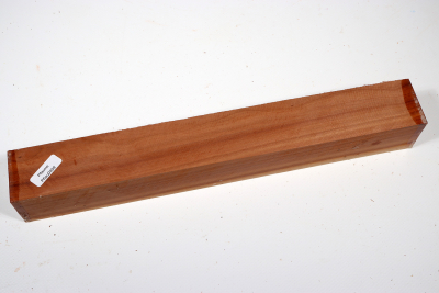 Square Plum Tree 305x40x40mm - Pflau0409