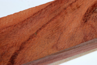 Square Santos Rosewood 305x50x50mm - SanPal0229
