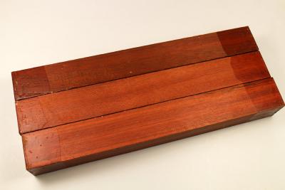 Kantel Satine 305x40x40 mm