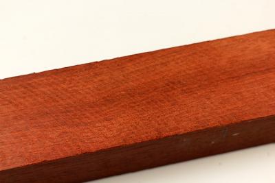 Kantel Satine 305x40x40 mm