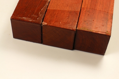 Kantel Satine 305x35x35 mm