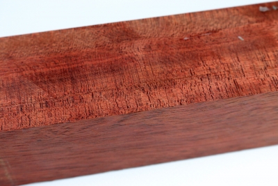 Kantel Satine 305x50x50 mm