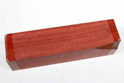 Kantel Satine, Bloodwood 190x50x50mm - Blood 0137