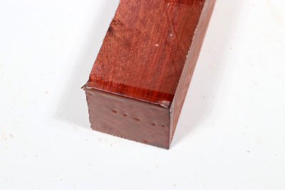 Square Bloodwood, Red Satiné 345x40x40mm - Blood0139