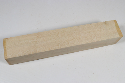 Square Holly 255x45x45mm - Ilex0298