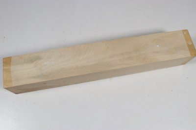 Square Holly 305x48x48mm - Ilex0293