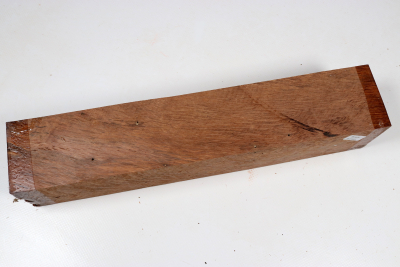 Square Holm Oak 305x60x60mm - SteiEi0425