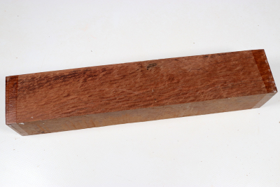 Square Holm Oak 320x60x60mm - SteiEi0427