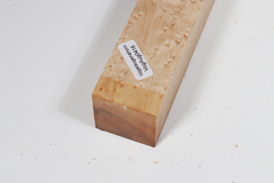 Kantel Vogelaugenahorn 155x35x35mm - VogAug0416