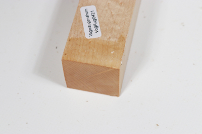 Kantel Vogelaugenahorn 305x35x35mm - VogAug0421