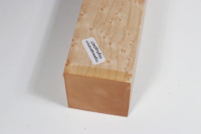 Square Birdseye Maple 305x50x50mm - VogAug0407