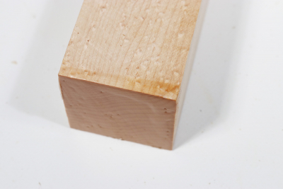 Square Birdseye Maple 305x50x50mm - VogAug0431