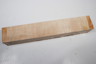 Square Birdseye Maple 305x50x50mm - VogAug0479