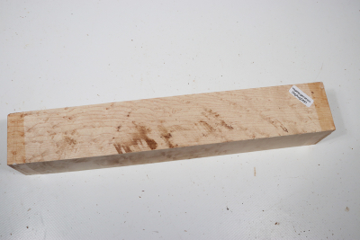 Square Birdseye Maple 305x50x50mm - VogAug0491