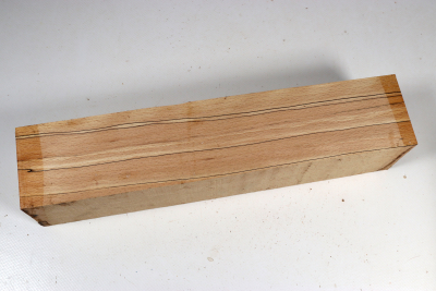 Square Beech spalted 305x65x65mm - GestBu0657