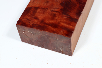 Block Red Resin Burl 122x74x37mm - RedRe0287