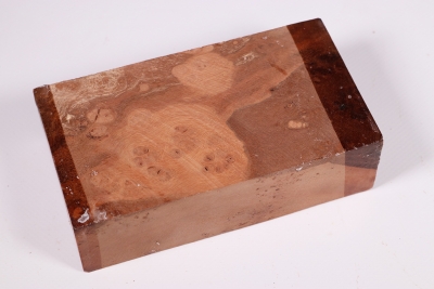 Block Red Resin Burl 130x70x40mm - RedRe0204