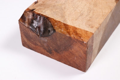 Block Red Resin Burl 135x75x40mm - RedRe0179