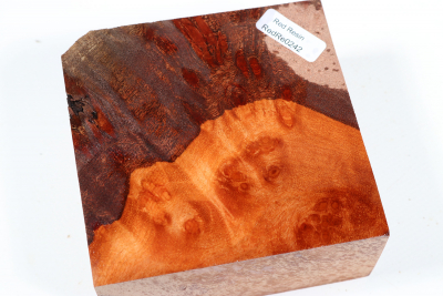 Block Red Resin Burl 95x93x47mm - RedRe0242