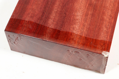 Klotz Satiné / Bloodwood 140x130x50mm  - Blood0123
