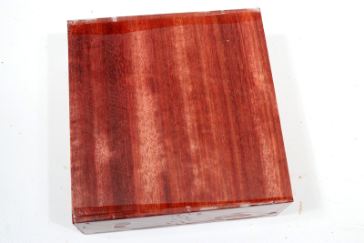 Klotz Satiné / Bloodwood 140x135x50mm  - Blood0130