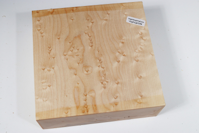 Block Birdseye Maple 150x150x50mm - VogAug0388